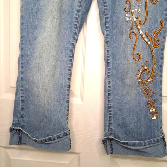 Apollo Jeans Denim Roll Cuffed Embroidered Capris Size 9/10 - Picture 5 of 8